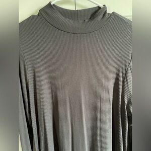 Gray Ribbed Turtleneck Top